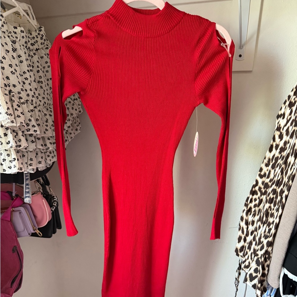 Sculpting Red Ribbed Long-Sleeve Bodycon Dress